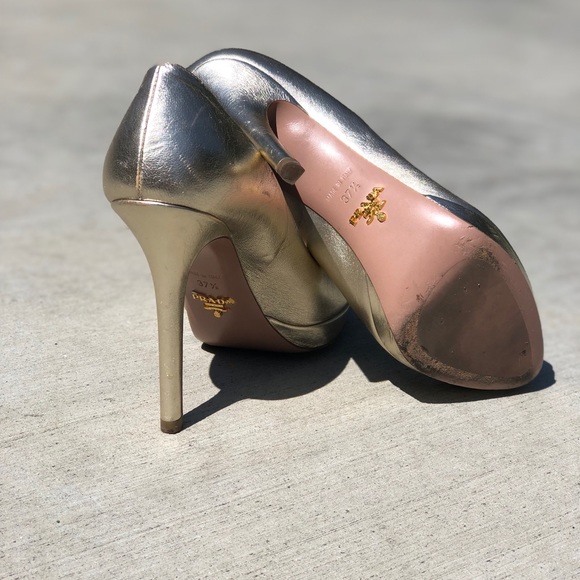 Prada gold leather peep toe pumps high heels - Picture 2 of 6
